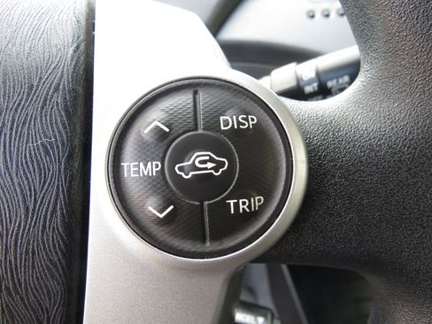 Used 2013 Toyota Prius Two FWD image 15