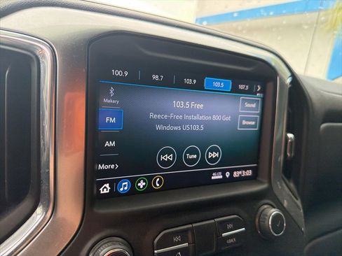 Used 2020 Chevrolet Silverado 1500 LT w/ All-Star Edition image 16