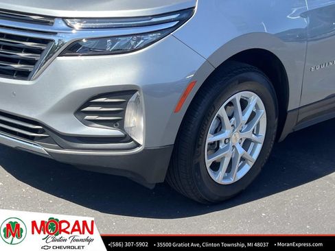 Certified 2024 Chevrolet Equinox LT FWD image 9