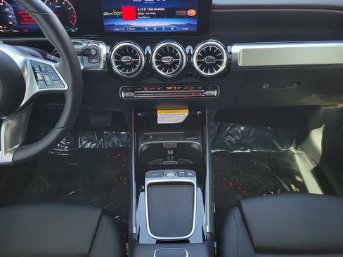 Certified 2026 Mercedes-Benz GLB 250 image 17