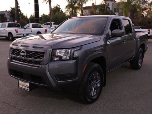 New 2025 Nissan Frontier SV image 8