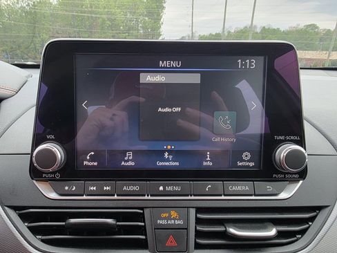 Used 2024 Nissan Altima 2.5 SR image 18