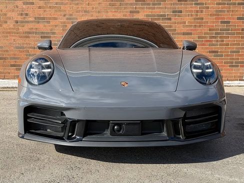 Certified 2025 Porsche 911 Carrera RWD image 10