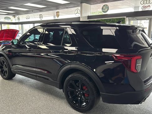 Used 2020 Ford Explorer ST w/ ST Street Pack AWD/4WD image 3