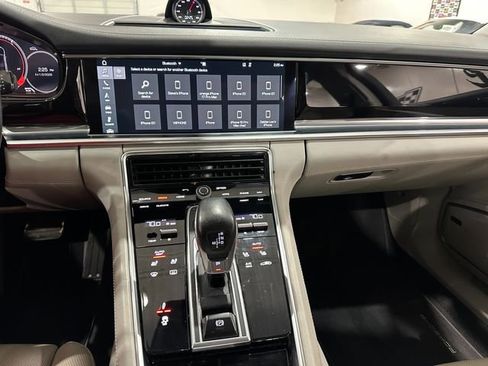 Used 2017 Porsche Panamera 4S w/ Sport Package image 18