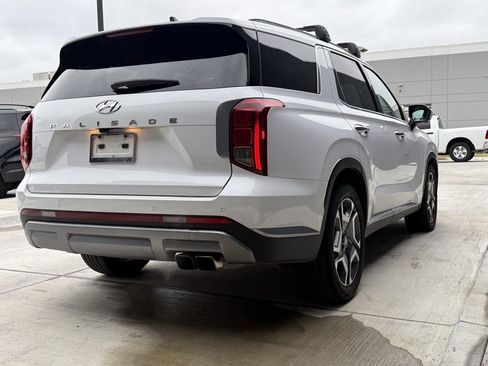 Used 2024 Hyundai Palisade SEL w/ Premium Package image 5