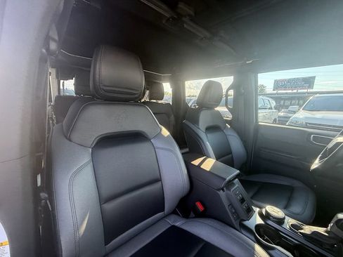 Used 2024 Ford Bronco Black Diamond AWD/4WD image 24