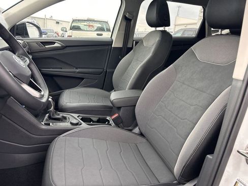 New 2026 Volkswagen Taos SE AWD/4WD image 21