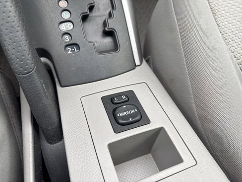 Used 2007 Toyota RAV4 Limited image 23