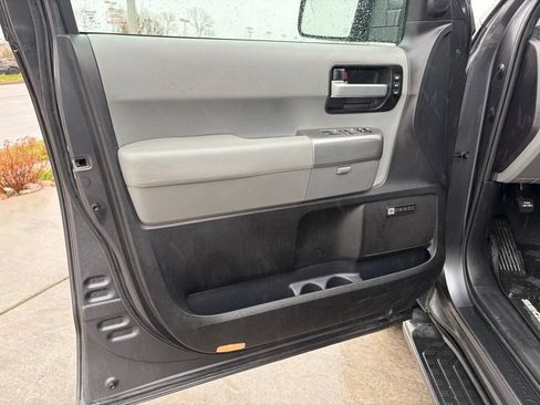 Used 2019 Toyota Sequoia Limited w/ Safety & Convenience Package AWD/4WD image 13