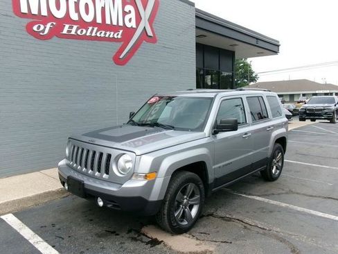 Used 2016 Jeep Patriot Sport AWD/4WD image 2