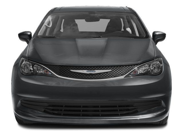 Used 2017 Chrysler Pacifica Touring FWD image 7