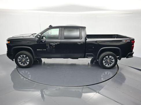 Used 2024 Chevrolet Silverado 2500 Custom w/ Custom Value Package AWD/4WD image 34