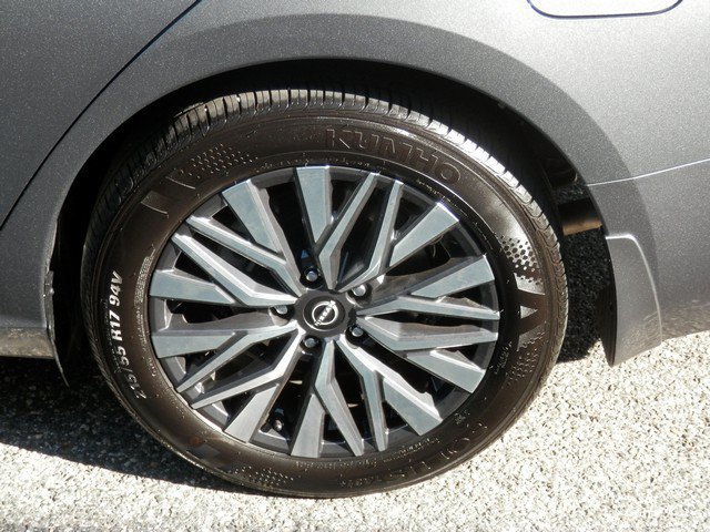 Used 2026 Nissan Altima 2.5 SV FWD image 12