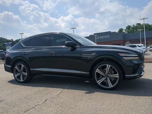 Used 2025 Genesis GV80 3.5T e-SC AWD/4WD image 2