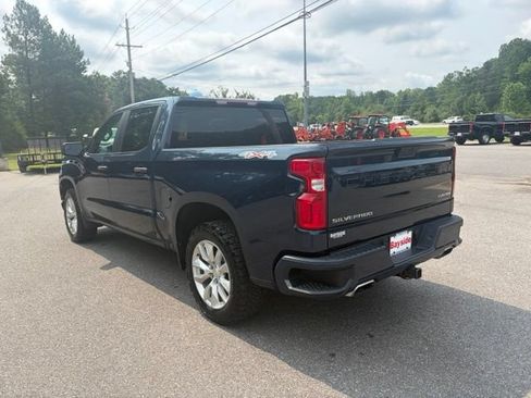 Used 2020 Chevrolet Silverado 1500 Custom w/ Custom Value Package AWD/4WD image 14