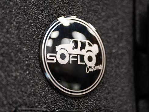 Used 2026 Jeep Gladiator Sport image 19