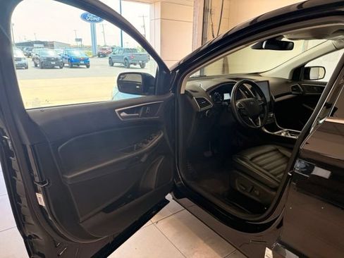 Used 2024 Ford Edge SEL AWD/4WD image 10