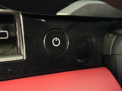 Used 2022 Porsche Taycan Turbo S image 19