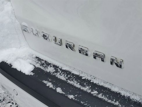 Used 2016 Chevrolet Suburban LT image 6