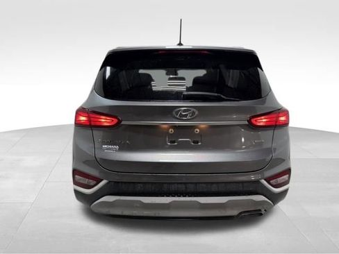 Used 2019 Hyundai Santa Fe SE image 8