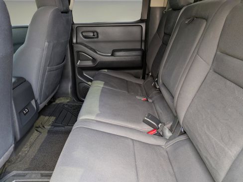 Used 2022 Nissan Frontier S w/ Technology Package image 10