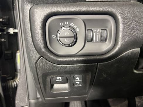 New 2026 RAM 1500 Big Horn AWD/4WD image 16