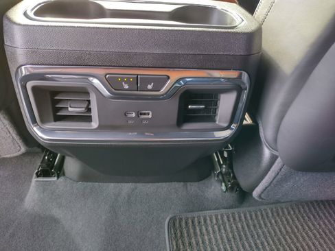 Used 2025 GMC Sierra 3500 Denali Ultimate image 23