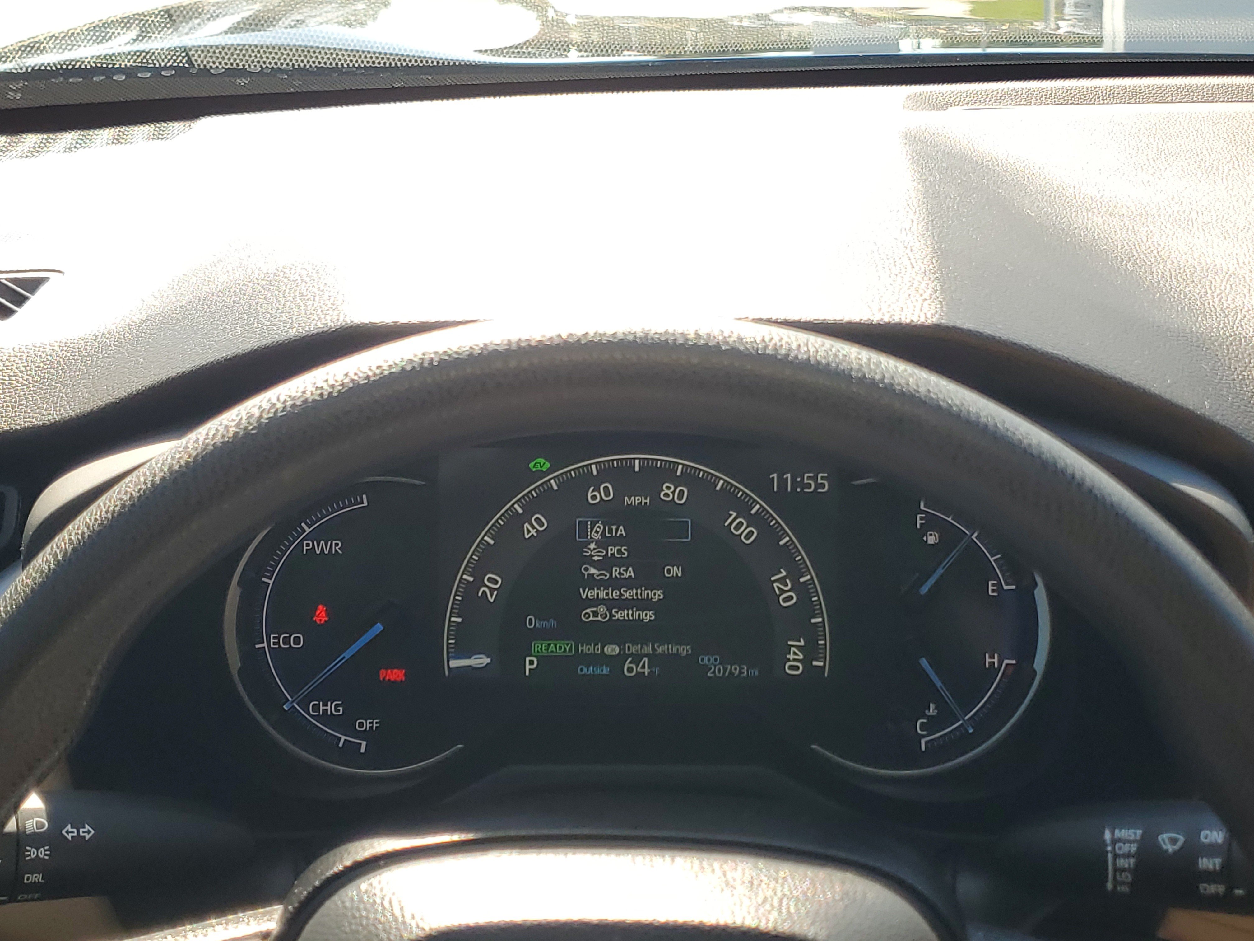 Certified 2025 Toyota RAV4 LE AWD/4WD image 26
