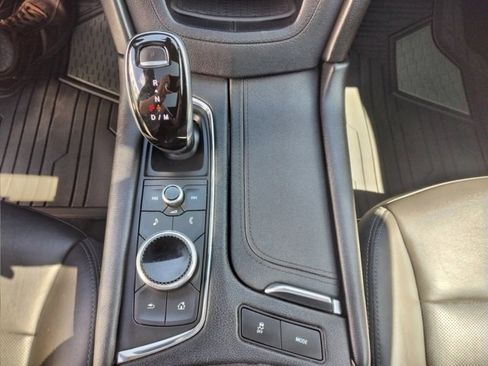 Used 2021 Cadillac XT5 Premium Luxury image 23