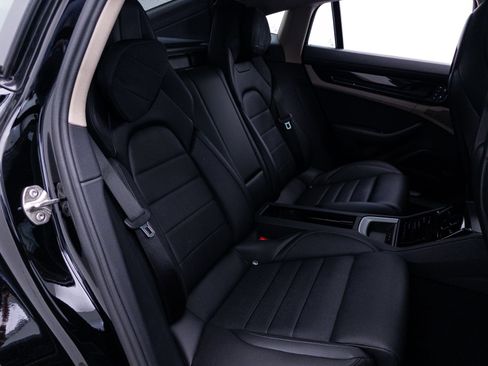 Used 2024 Porsche Panamera 4 w/ Premium Package AWD/4WD image 48