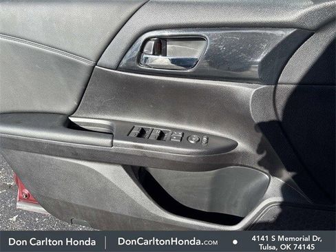 Used 2015 Honda Accord Sport image 8