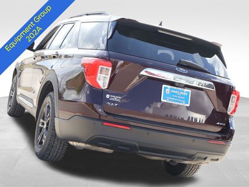 Certified 2022 Ford Explorer XLT AWD/4WD image 4