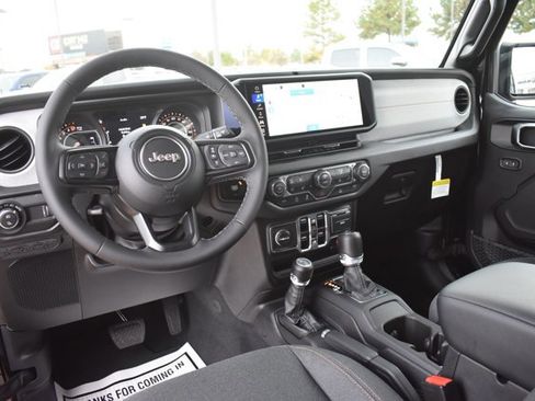New 2026 Jeep Gladiator Sport image 15