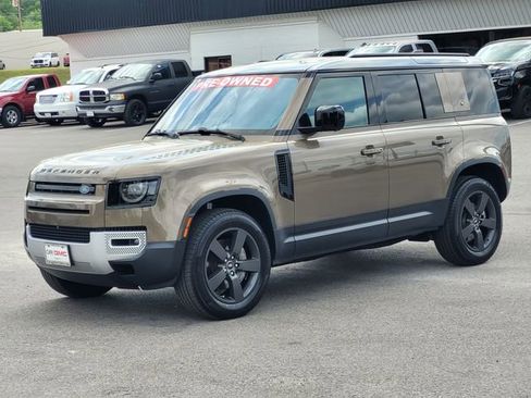 Used 2020 Land Rover Defender 110 SE AWD/4WD image 4