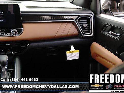 New 2026 GMC Canyon AT4 image 37