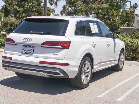 Used 2023 Audi Q7 2.0T Premium w/ Convenience Package AWD/4WD image 10