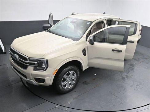 New 2025 Ford Ranger XLT w/ Chrome Accent Package image 33