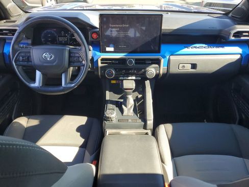 Certified 2024 Toyota Tacoma TRD Off-Road image 11