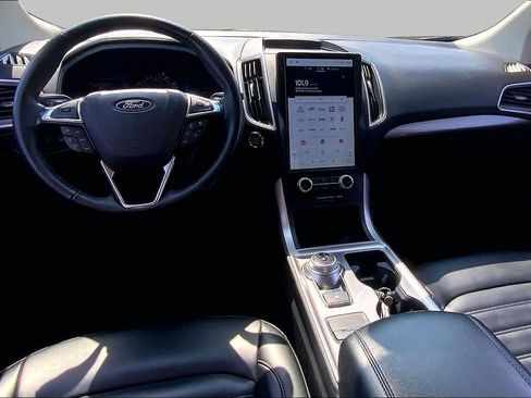Used 2024 Ford Edge SEL AWD/4WD image 16