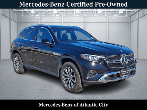 Certified 2026 Mercedes-Benz GLC 300 4MATIC image 1