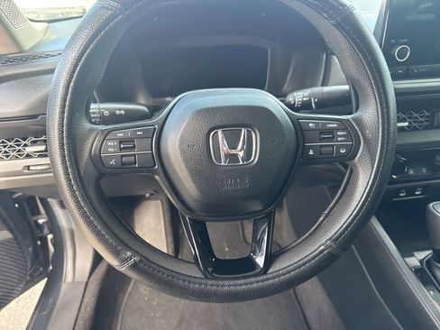 Used 2024 Honda Accord EX image 9