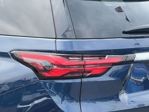 Certified 2023 Chevrolet Traverse LS FWD image 8