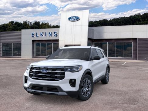 New 2026 Ford Explorer Active w/ Active Comfort Package AWD/4WD image 3