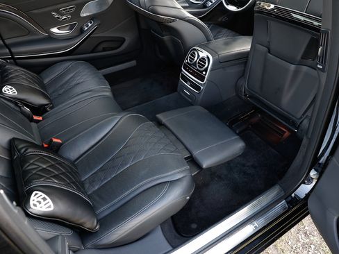 Used 2017 Mercedes-Benz Maybach S 550 4MATIC image 31