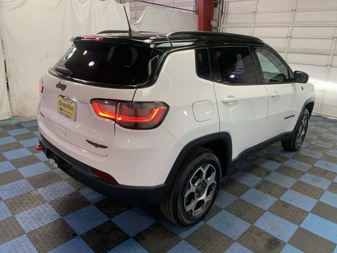 Used 2022 Jeep Compass Trailhawk w/ Trailhawk Elite Group image 6