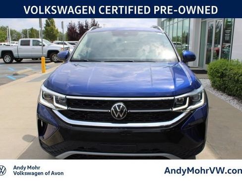 Used 2023 Volkswagen Taos SEL AWD/4WD image 2