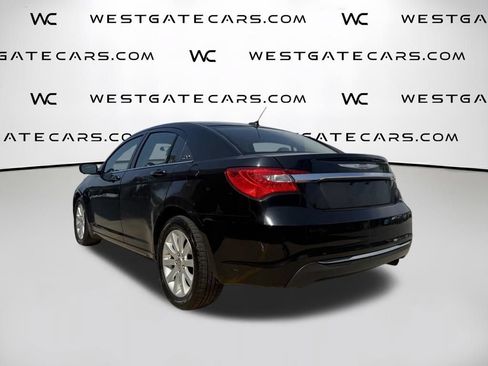 Used 2012 Chrysler 200 Touring FWD image 7