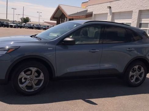Used 2026 Ford Escape ST-Line AWD/4WD image 6