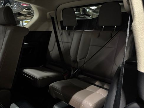 Used 2023 Lexus GX 460 Premium image 26